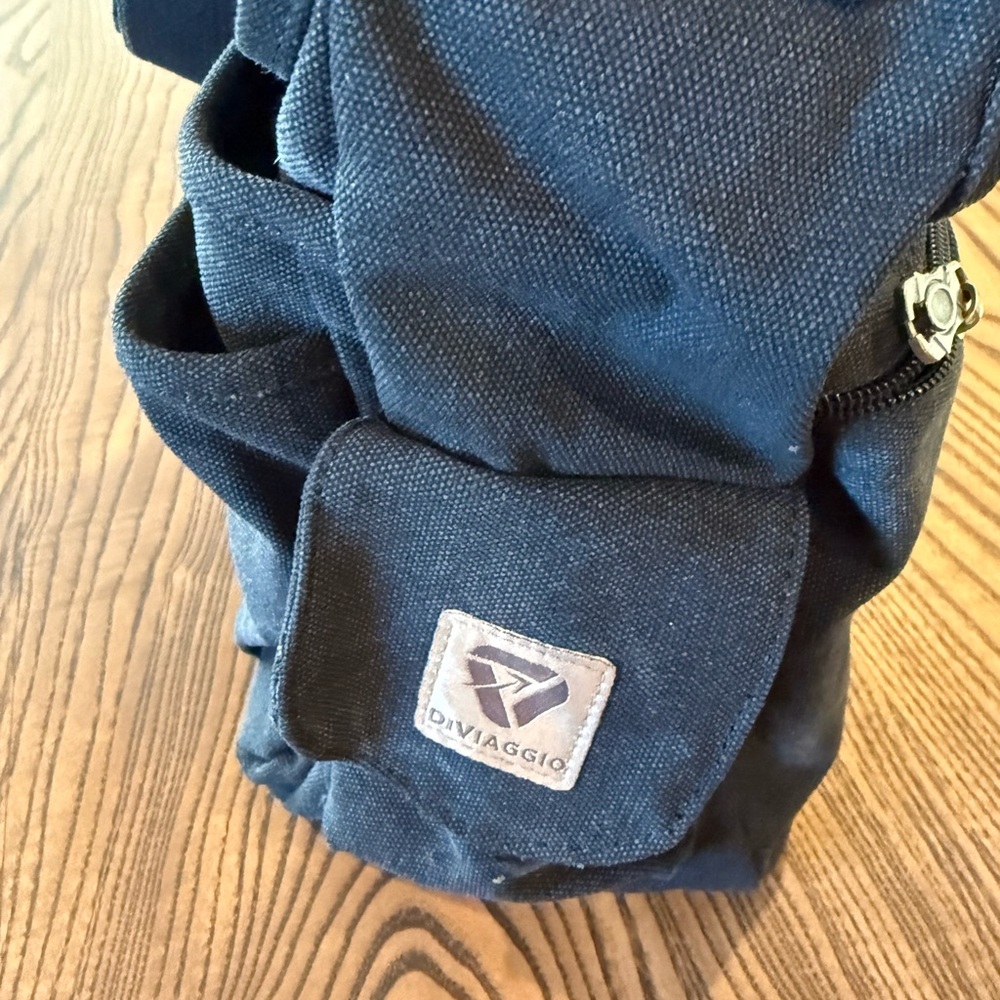 Travel Canvas Messenger Bag- Black W/Multiple Storage - NWT - Picture 6 of 10